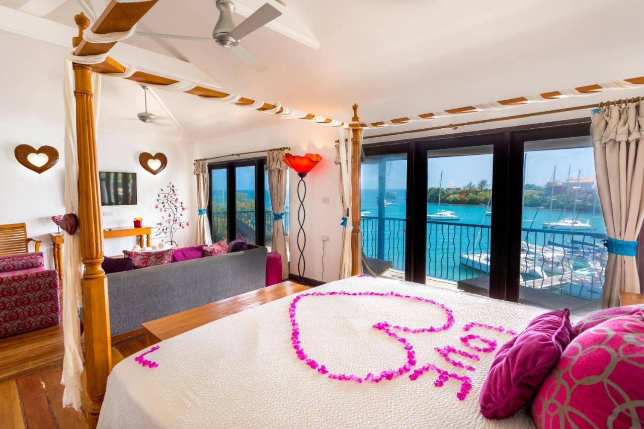 True Blue Bay Resort St. George's Exterior foto