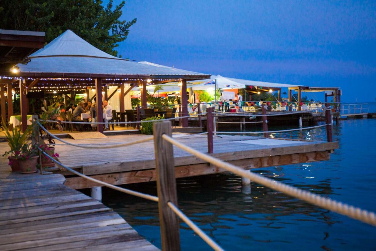 True Blue Bay Resort St. George's Exterior foto
